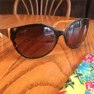 New Maui Jim Venus pool sunglasses
